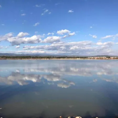Lakeview With Garden *
