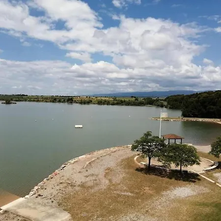 Lakeview With Garden Vakantiehuis